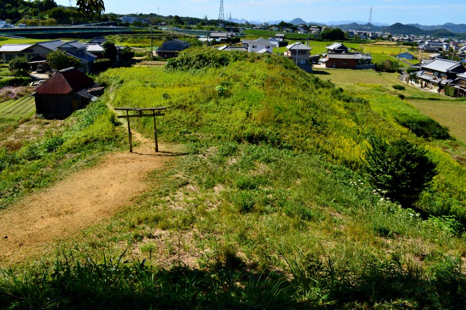 Tomida Chausuyama Kofun, zenpoubu-1