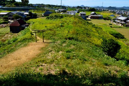 Tomida Chausuyama Kofun, zenpoubu-1