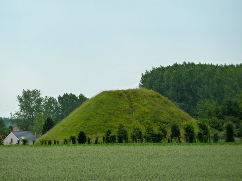 Tongeren-Tumulus Koninksem (Paardsweidestraat) (2)