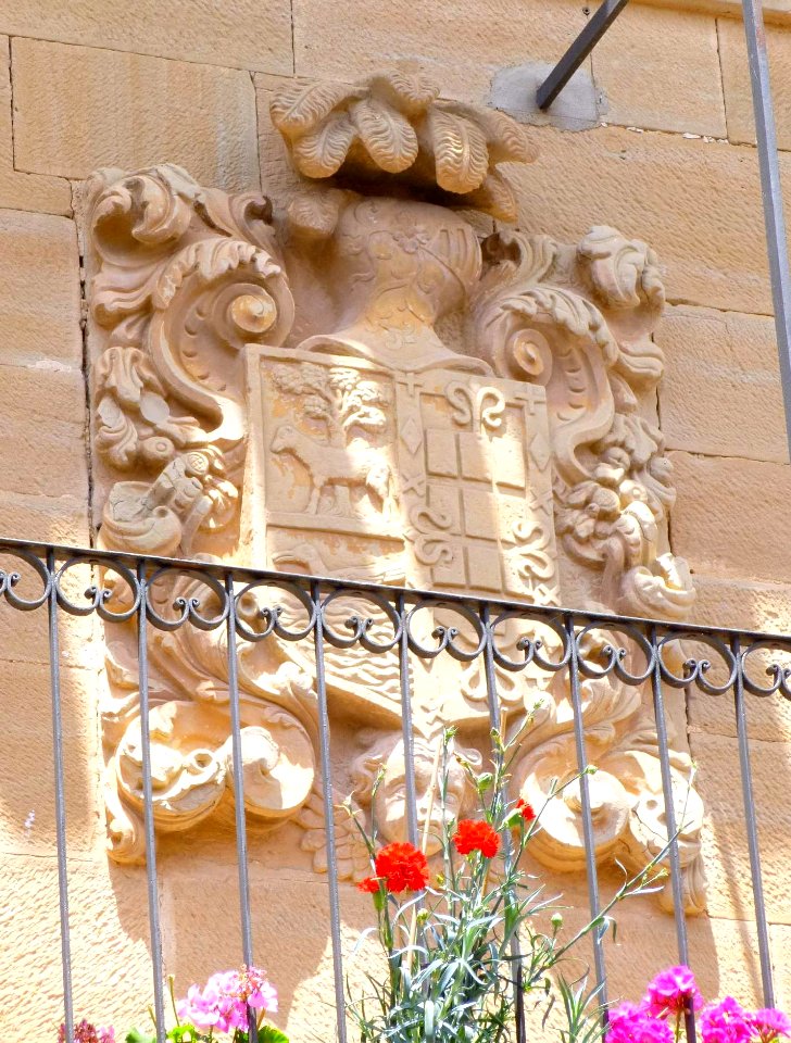 Torres del Río, escudo 2