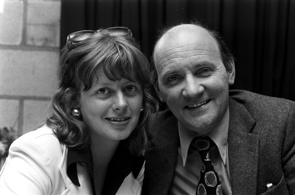 Toneelprijzen uitgereikt in Tiel, Petra Laseur en André van den Heuvel winnaars , Bestanddeelnr 926-4345