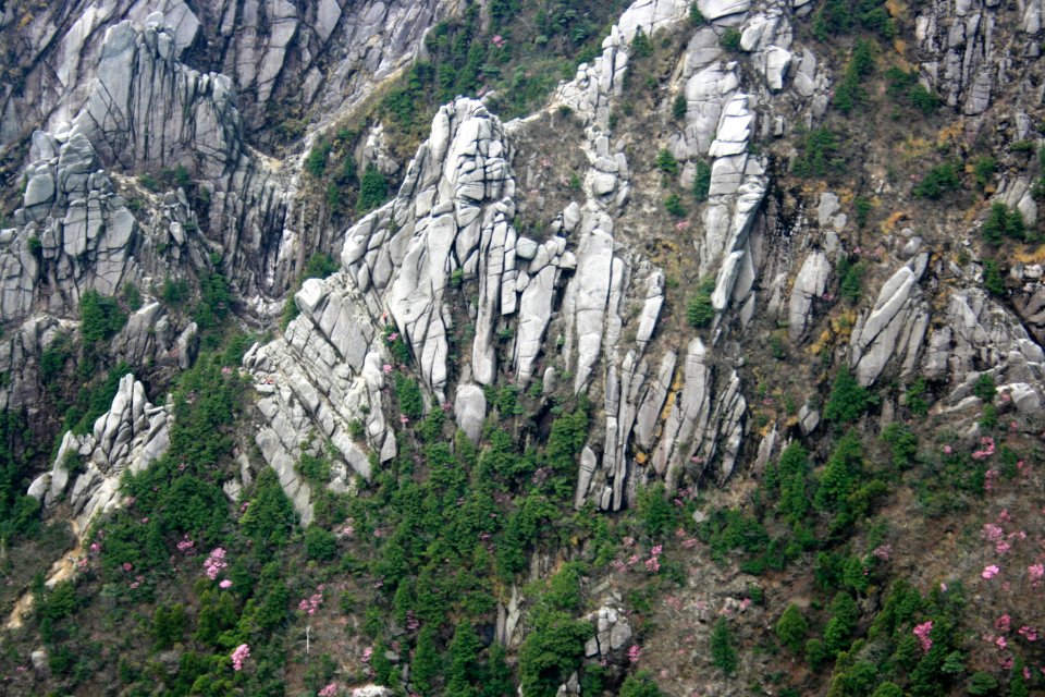 Tonai Wall in Mount Gozaisho 2011-05-08