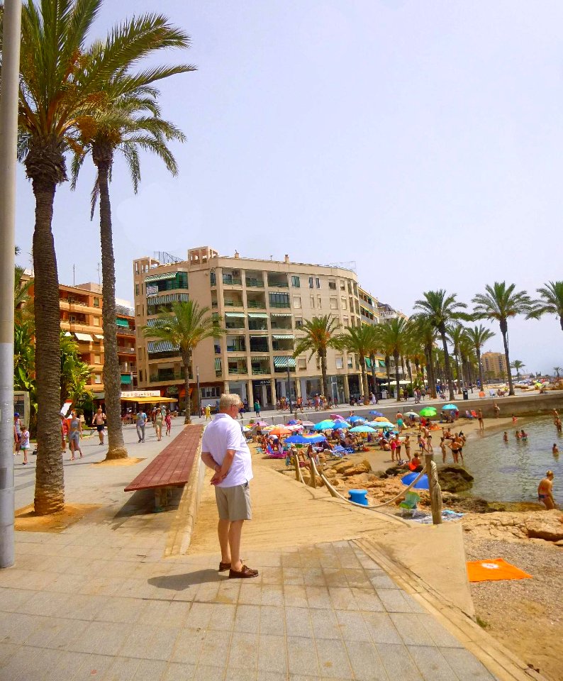 Torrevieja - Paseo Juan Aparicio 08