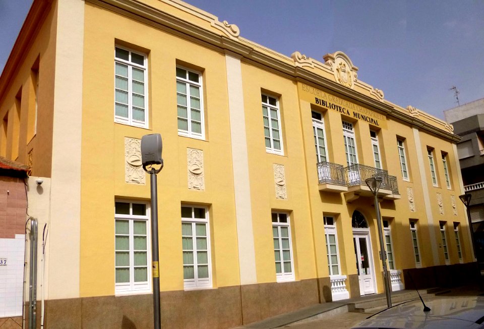 Torrevieja - Biblioteca Pública Municipal Carmen Jalón 1
