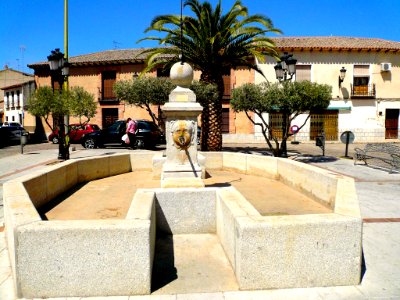 Torrijos - Plaza del Doctor Cifuentes, Caño Viejo 2
