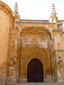 Torrelaguna - Iglesia de Santa María Magdalena, portadas 06