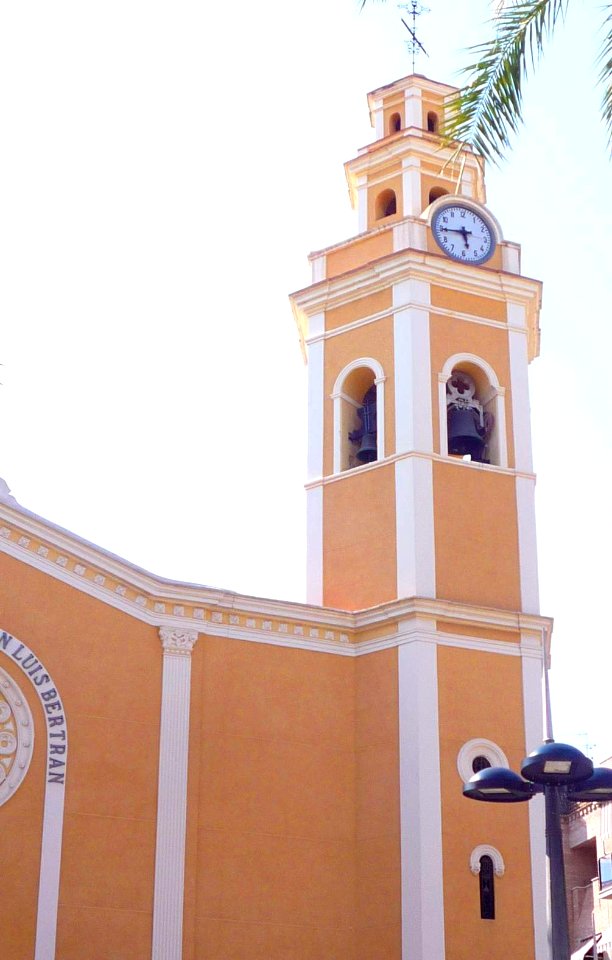 Torrent - Iglesia de Sant Lluís Bertran 02