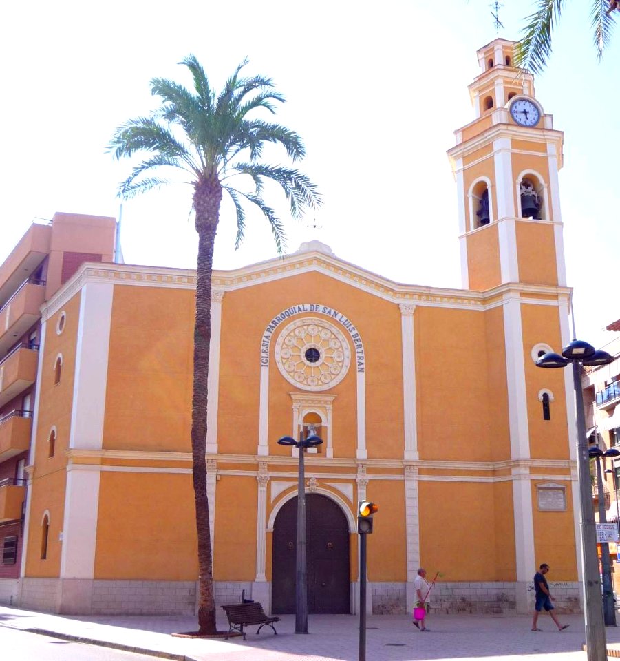 Torrent - Iglesia de Sant Lluís Bertran 01