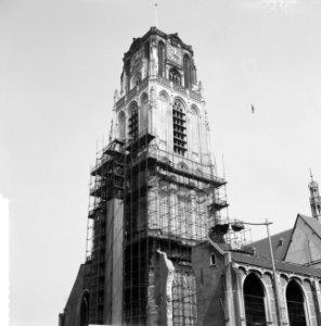 Toren van de Sint Laurens te Rotterdam uit de steigers, Bestanddeelnr 912-3344
