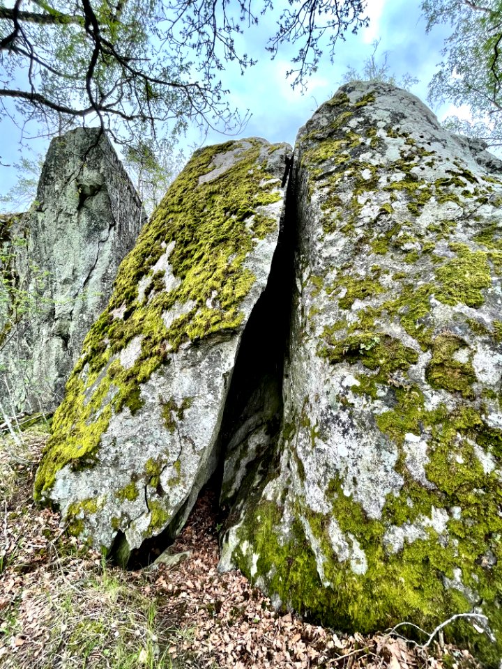 Tors stenar klyfta