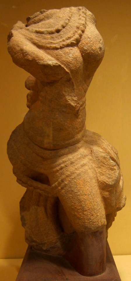 Torso of a dancer from Vietnam, Trà Kieû style, 10th century, sandstone, HAA