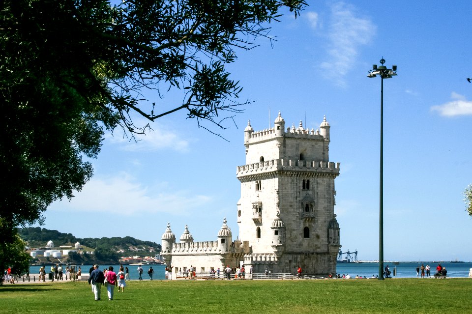 Torre de Belém from NE 2007-07-20