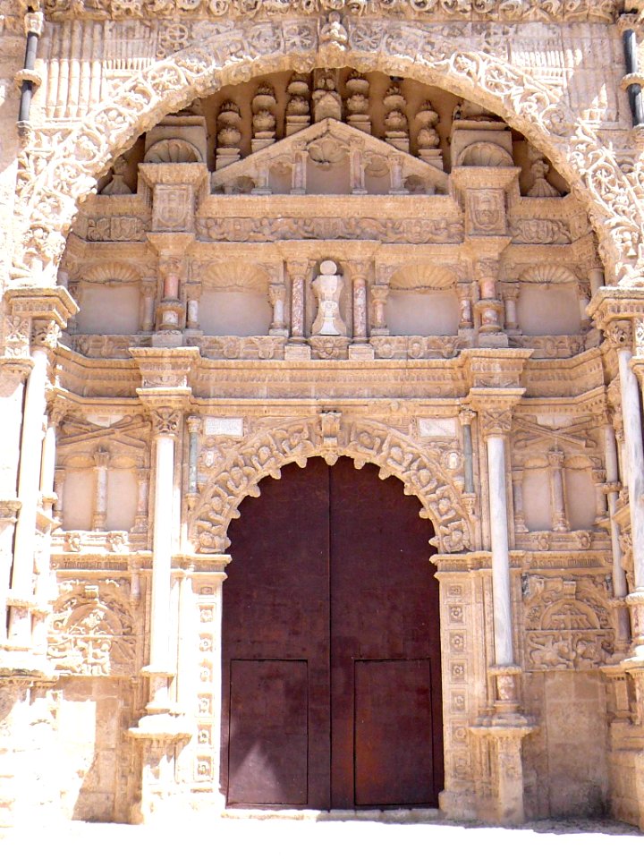 Torrijos - Colegiata del Santísimo Sacramento, portada principal 1