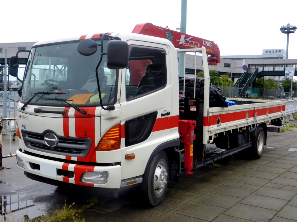 The frontview of HINO RANGER PRO FE 8.5t