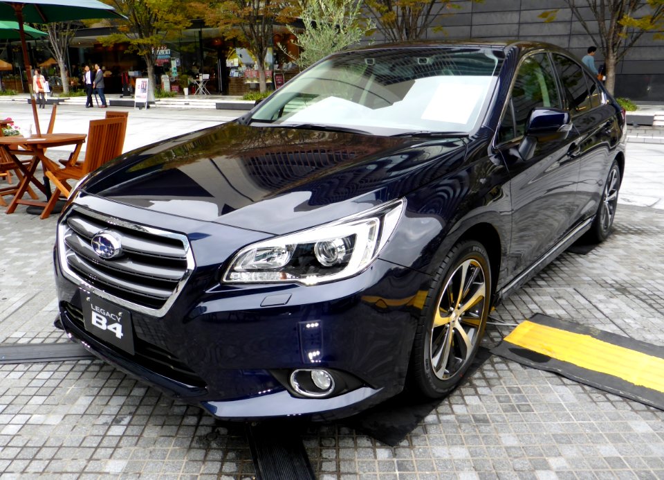 The frontview of Subaru LEGACY B4 Limited (BN9)