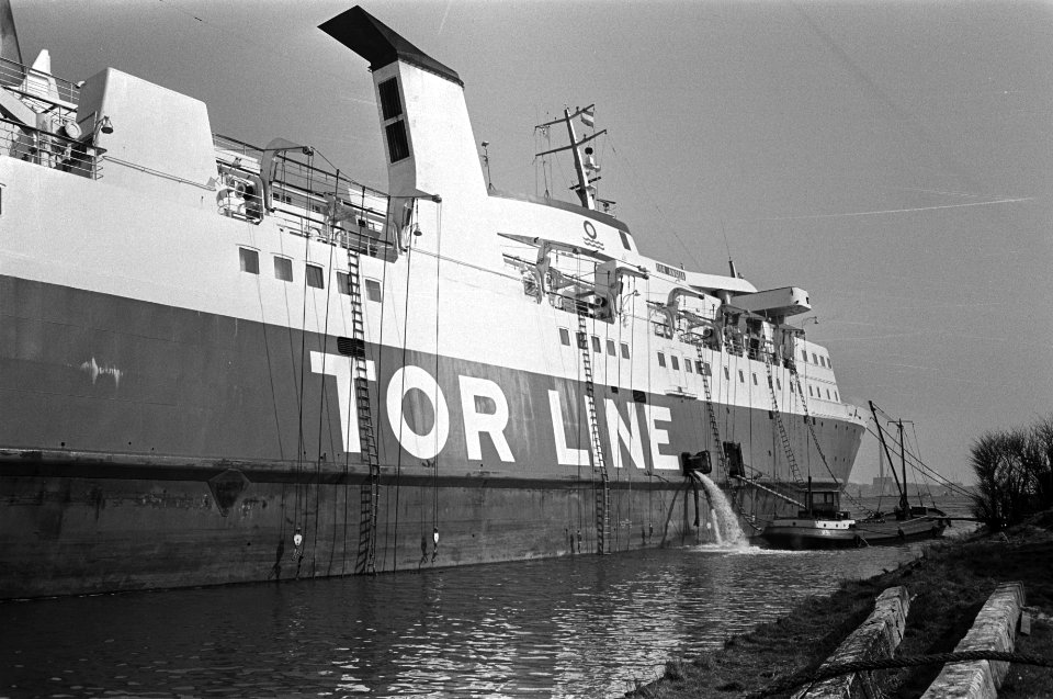 Tor Anglia lekgeslagen, 21 maart 1976, Bestanddeelnr 928-4761
