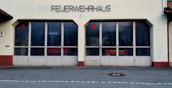 Tor 3 und Tor 4 der Feuerwehr Lustnau