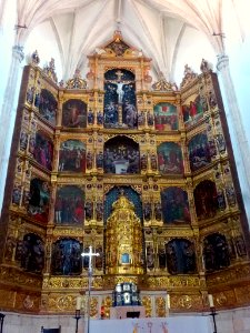 Torrijos - Colegiata del Santísimo Sacramento, interior, retablo mayor 2