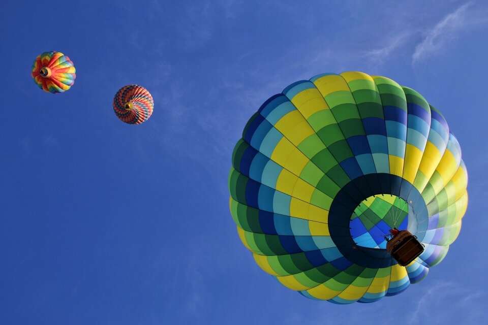 Colorful air vehicles