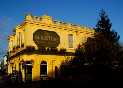 The Gladstone pub, 123 Lewes Road, Brighton (February 2020) (1)