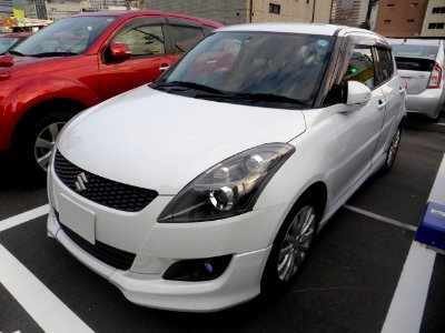 The frontview of Suzuki SWIFT RS (ZC72S)