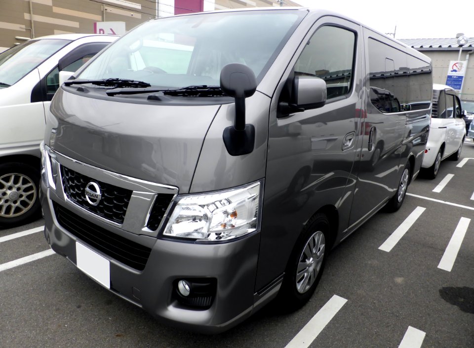 The frontview of Nissan NV350 CARAVAN PREMIUM GX (E26)