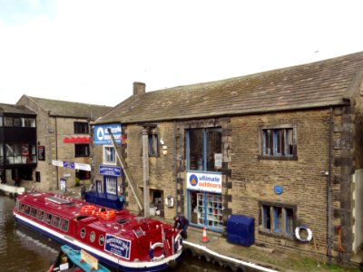 The Dales Outdoor Centre. Pennine Boats Office