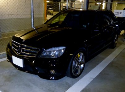 The frontview of Mercedes-Benz C63 AMG Stationwagon (S204) photo
