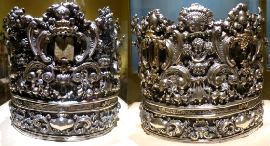 Torah crown made by Andrea Zambelli, Metropolitan Museum of Art