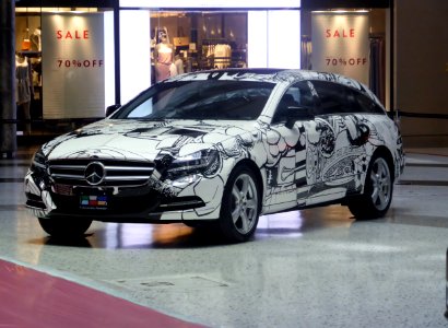 The frontview of Mercedes-Benz CLS350 Shooting Brake (X218) Art Car
