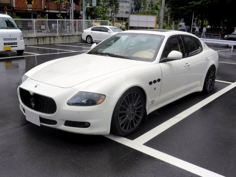 The frontview of Maserati Quattroporte V GTS