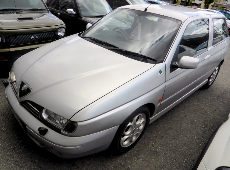 The frontview of Alfa Romeo 145 Quadrifoglio