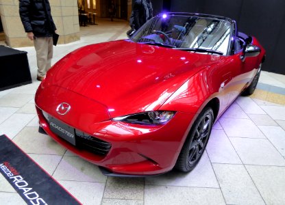 The frontview of Mazda ROADSTER S Spacial Package (ND) with automatic transmission