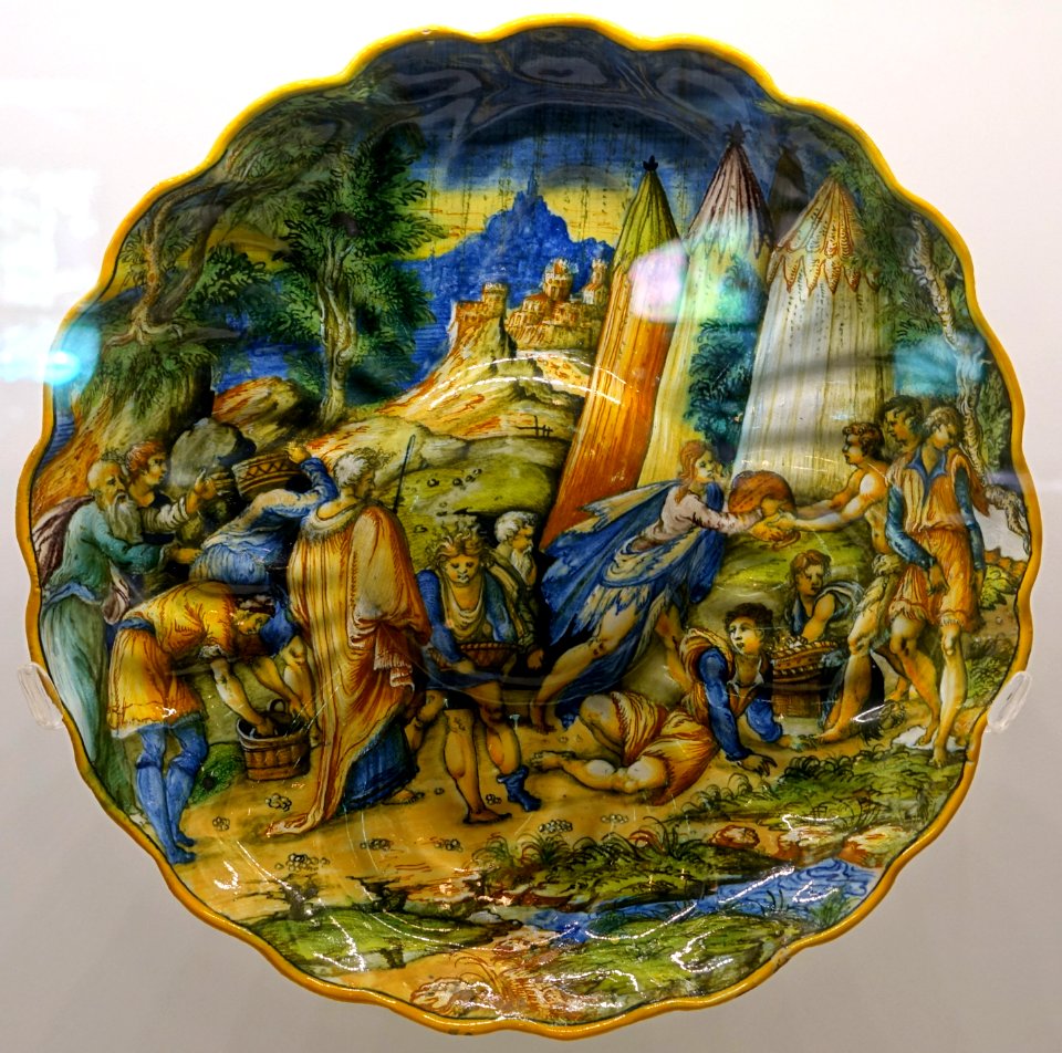 The Gathering of the Manna tazza, Urbino, Italy, c. 1550, tin-glazed earthenware - Montreal Museum of Fine Arts - Montreal, Canada - DSC09256