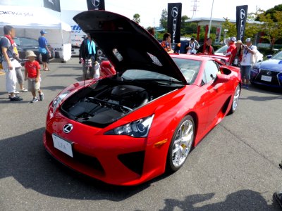 The frontview of Lexus LFA