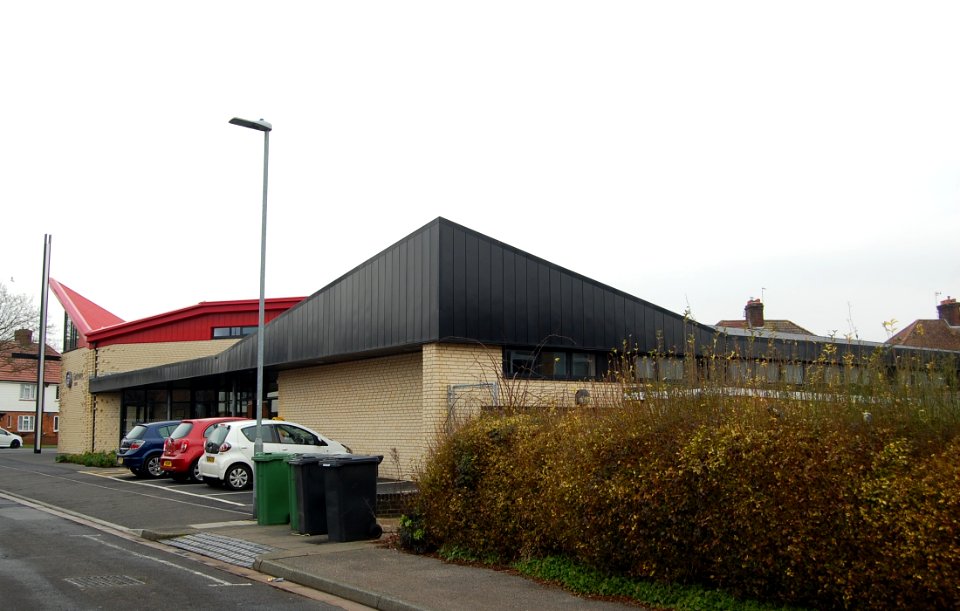 The Gateway Centre (Gateway Christian Church), Lottbridge Drove, The Hydneye, Eastbourne (February 2019) (6)