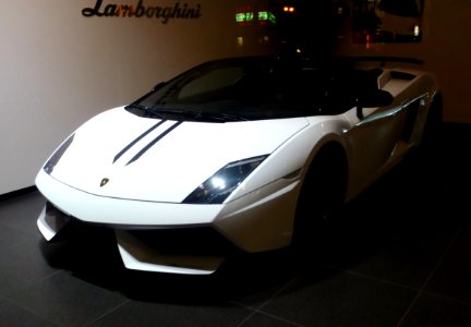 The frontview of Lamborghini Gallardo LP570-4 Spyder Performante