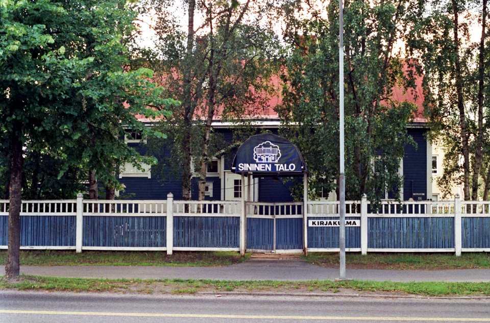 The blue house in Tuira Aug2008 002