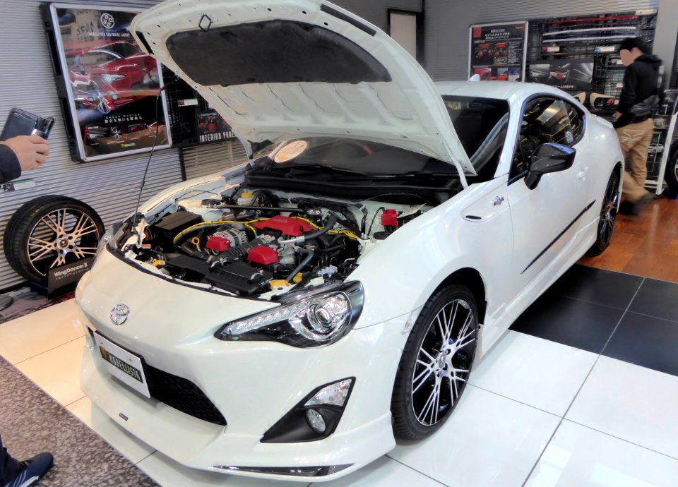The frontview of Toyota 86 (ZN6) with MODELISTA parts