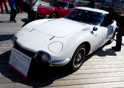 The frontview of Toyota 2000GT (MF10 previous period)
