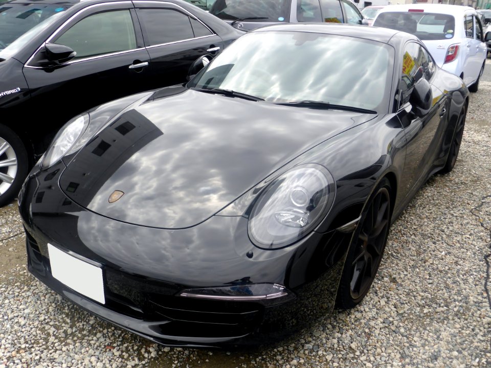 The frontview of Porsche 991 Carrera coupé