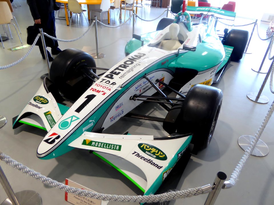 The frontview of No.1 PETRONAS TEAM TOM'S FN09