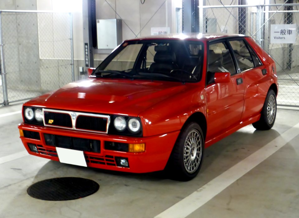 The frontview of 1st generation Lancia DELTA HF Integrale 16V Evoluzione