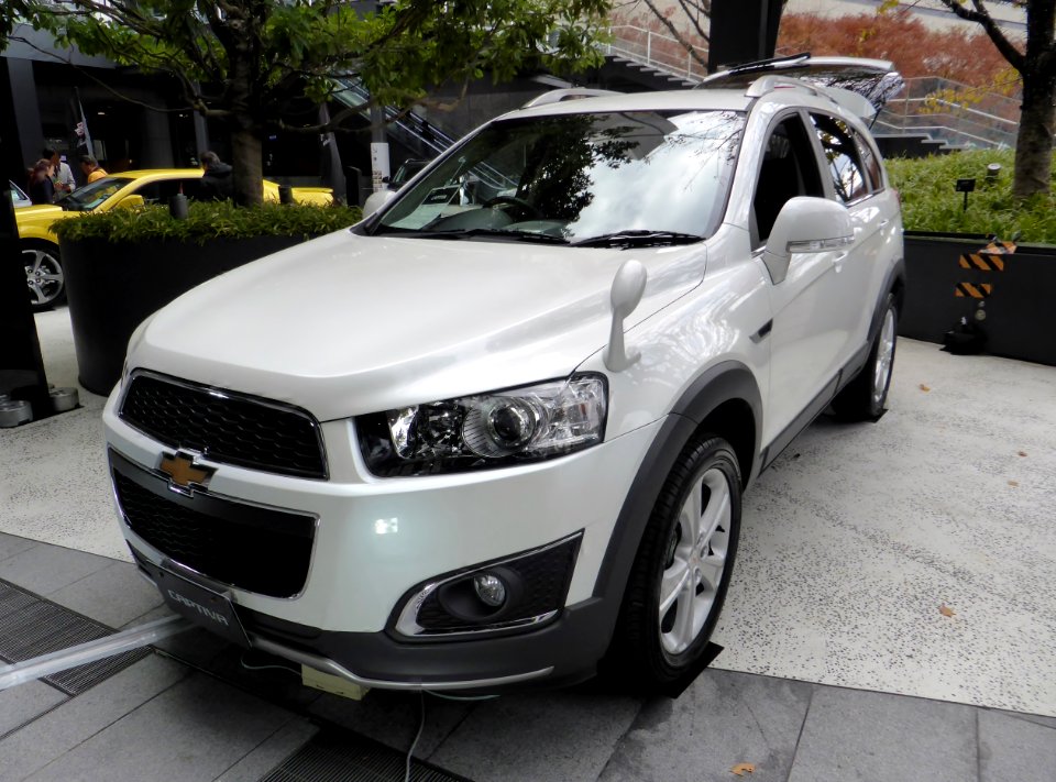 The frontview of Chevrolet CAPTIVA