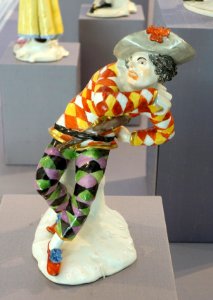 The Frightened Harlequin, by Johann Joachim Kandler, Meissen, c. 1740, hard-paste porcelain - California Palace of the Legion of Honor - DSC07680
