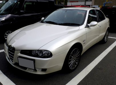 The frontview of Alfa Romeo 156 2.5 V6 24V