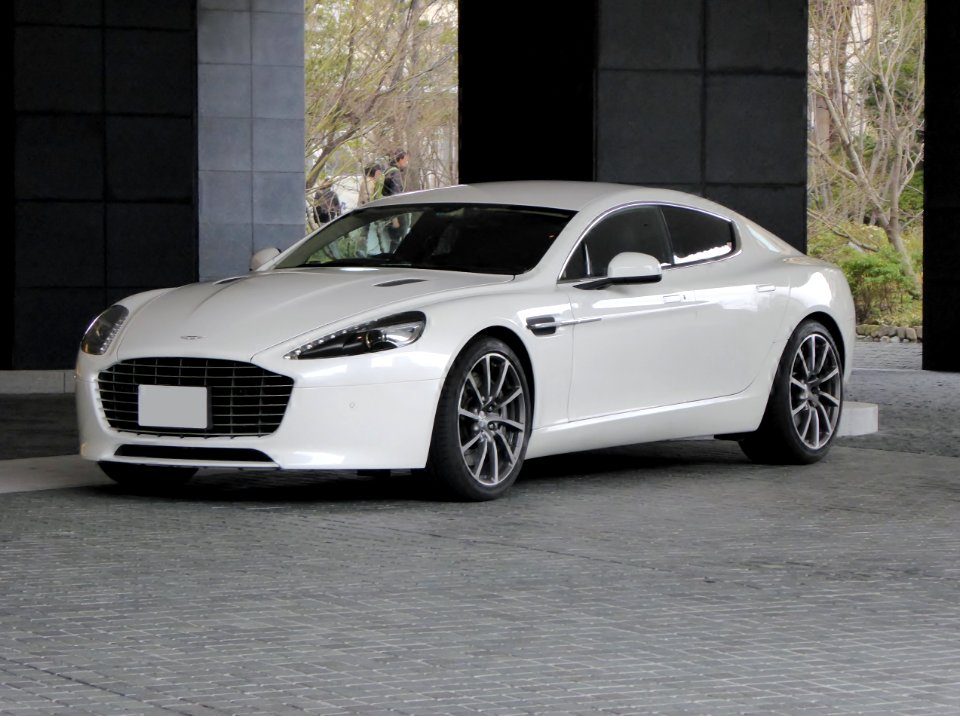 The frontview of Aston Martin RAPIDE S