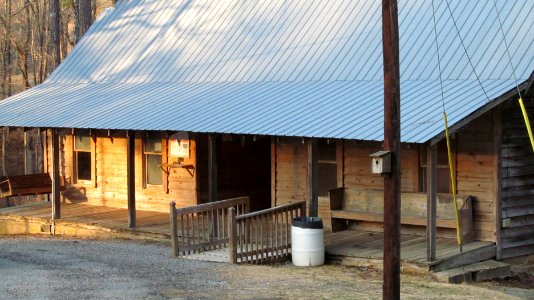 The Clarkson–Legg Covered Bridge, 27
