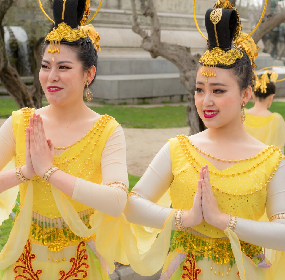 Beijing chinatown dancers