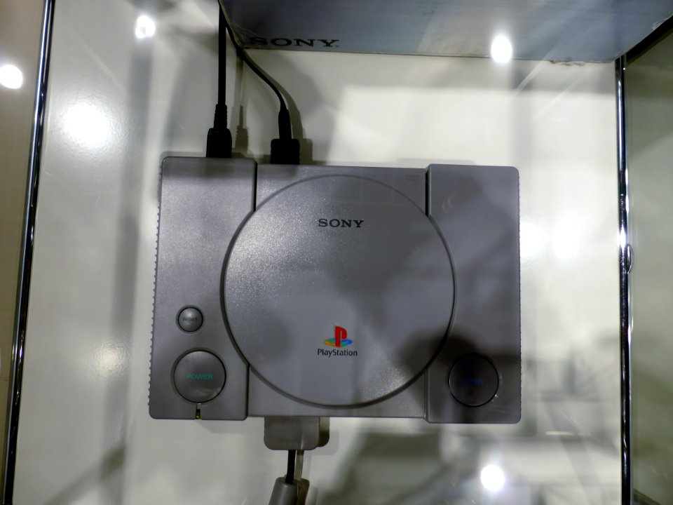 The cabinet of PlayStation (1)